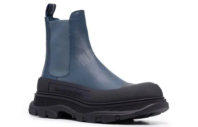 Alexander McQueen Tread Slick