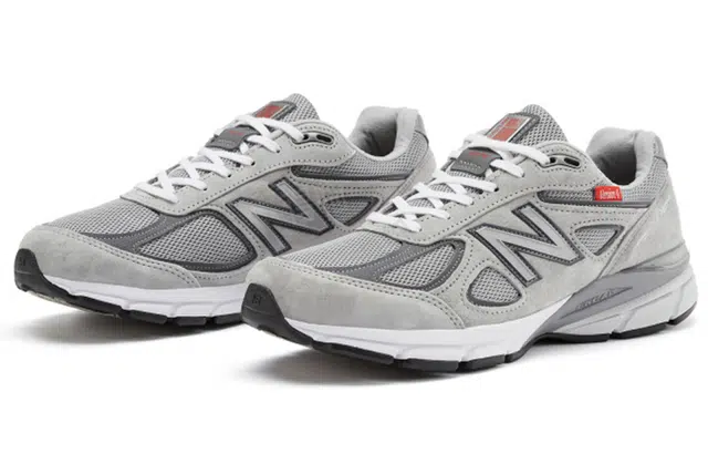 New Balance NB 990 V4 "version series"