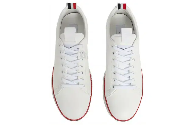 THOM BROWNE