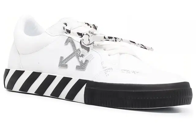 OFF-WHITE Low Vulcanised Arrows