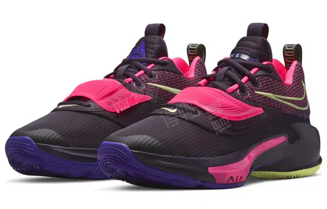 Nike Freak 3 EP "Stay Freaky"