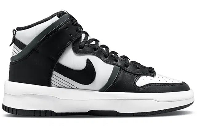 Nike Dunk Up "Black/White"