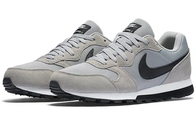 Nike MD Runner 2