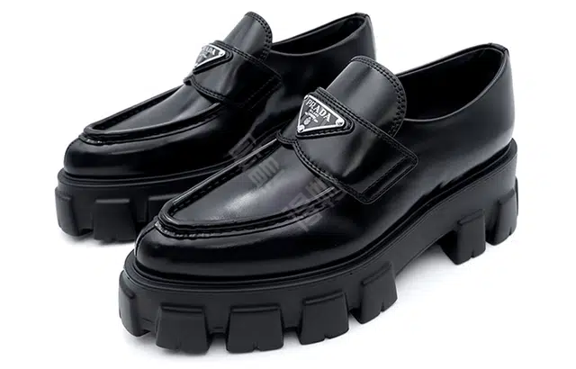 PRADA Monolith