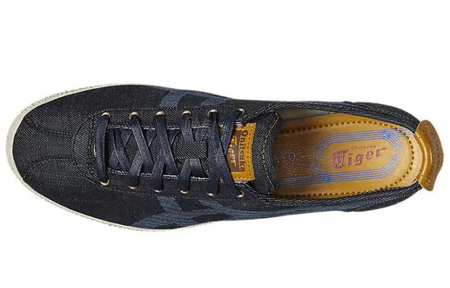 Onitsuka Tiger Mexico Delegation