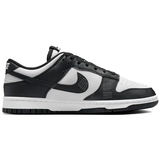 Nike Dunk Low Next Nature "WhiteBlack"