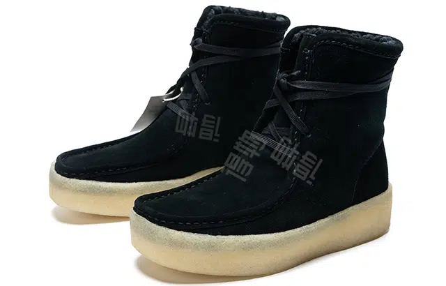 Clarks Originals Suede Boots Black