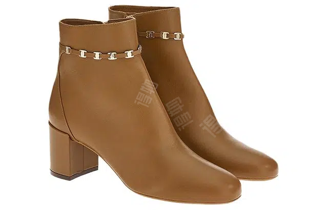FERRAGAMO Vara
