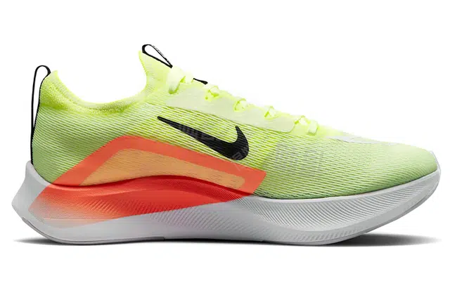 Nike Zoom Fly 4