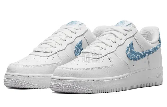 Nike Air Force 1 Low Essential "paisley"