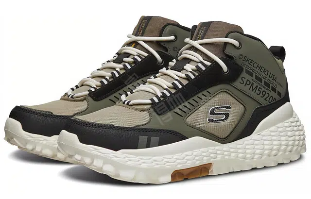 Skechers
