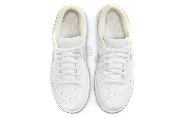 Nike Dunk Low "Pearl White"