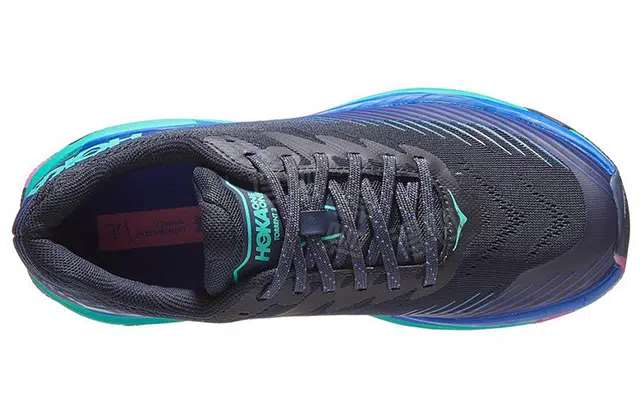 HOKA ONE ONE