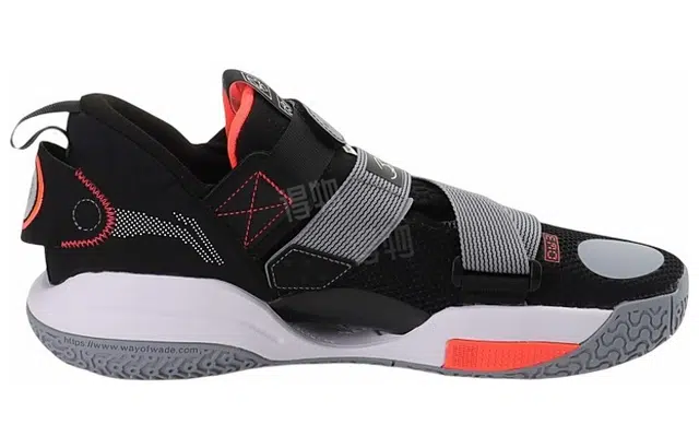 LiNing 9 V2