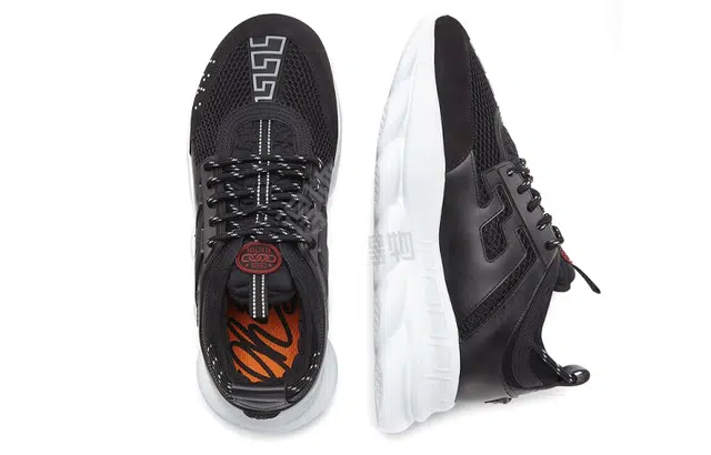 VERSACE Chain Reaction