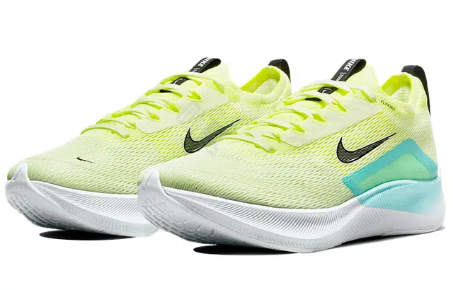 Nike Zoom Fly 4