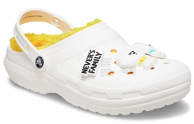 Crocs NEVERXCrocs