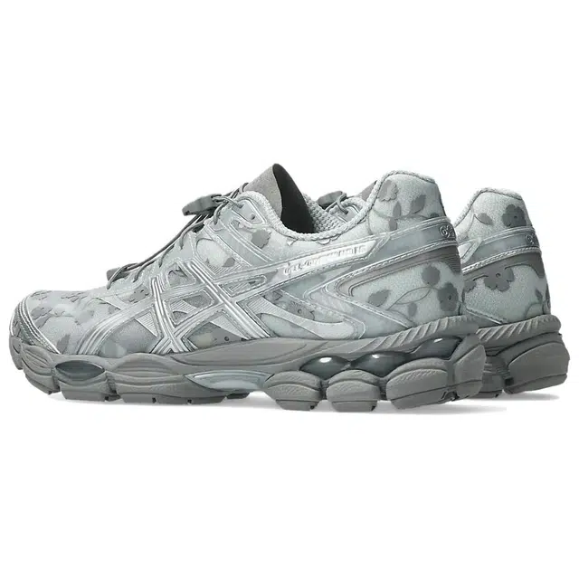 CECILIE BAHNSEN x Asics Gel-Cumulus 16