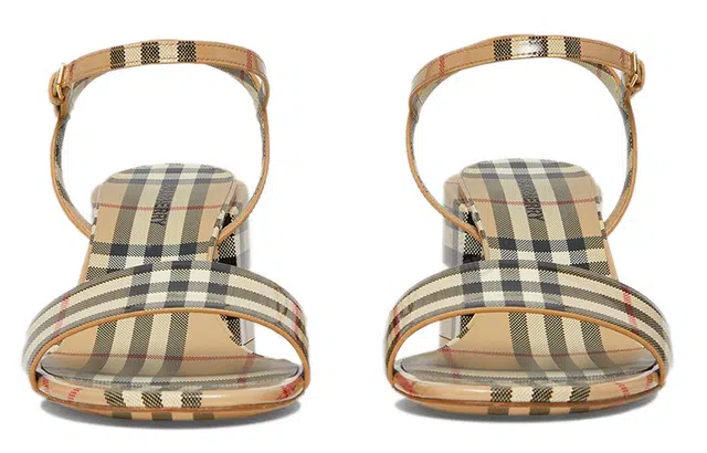 Burberry Vintage 6.5cm