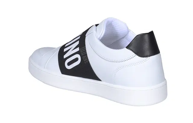 MOSCHINO