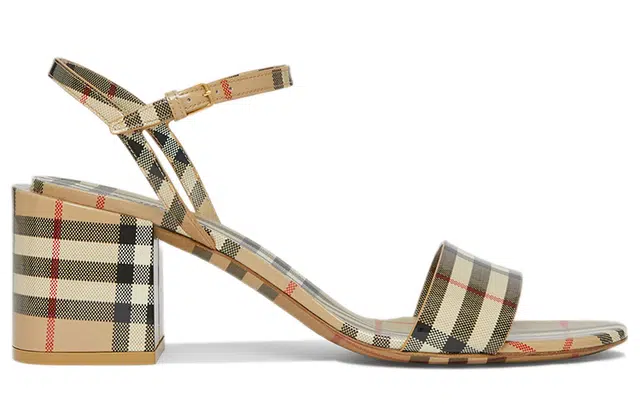Burberry Vintage 6.5cm