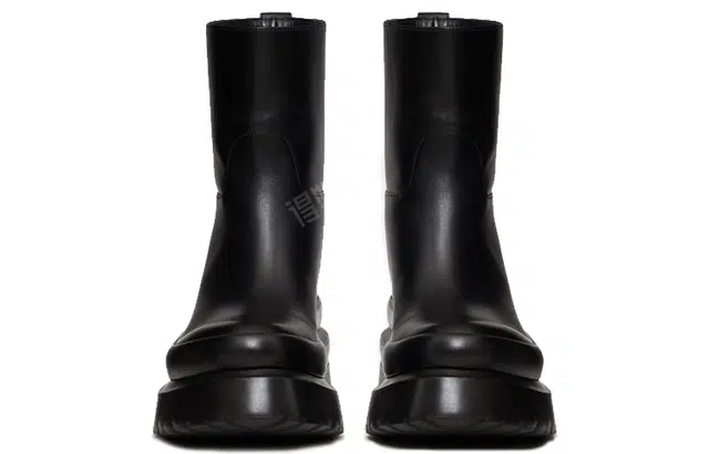 Valentino Roman Stud