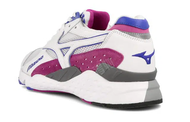 Mizuno Mondo Control OG