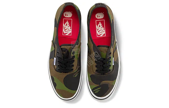 A BATHING APE x Vans Authentic 44 DX