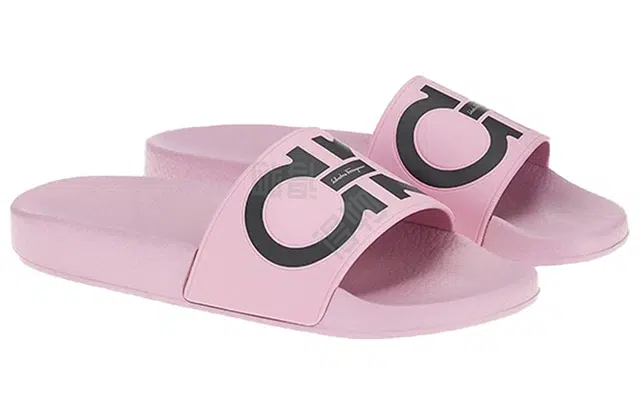 FERRAGAMO GANCINI