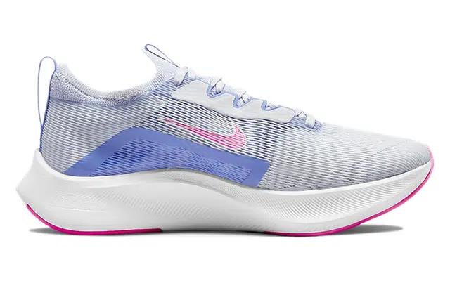 Nike Zoom Fly 4