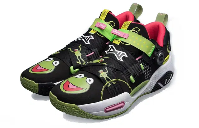 The Muppets x LiNing 9 V2