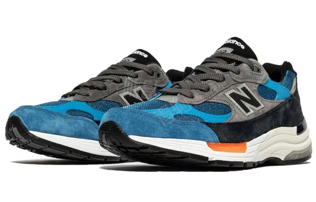 New Balance NB 992