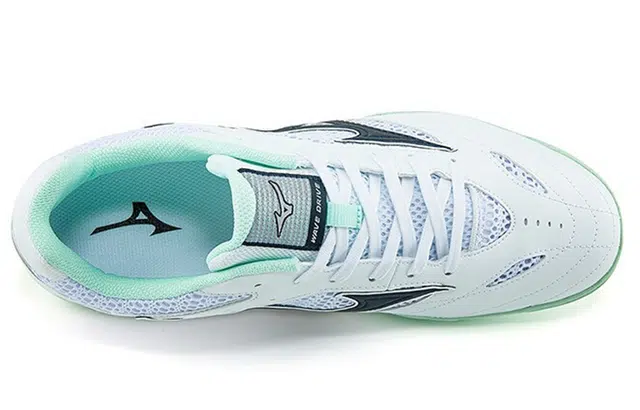 Mizuno Wave Drive 8