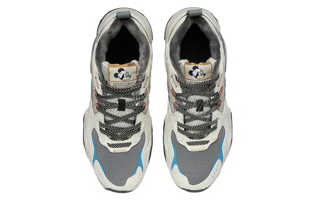 Disney x LiNing Lite