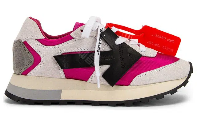 OFF-WHITE