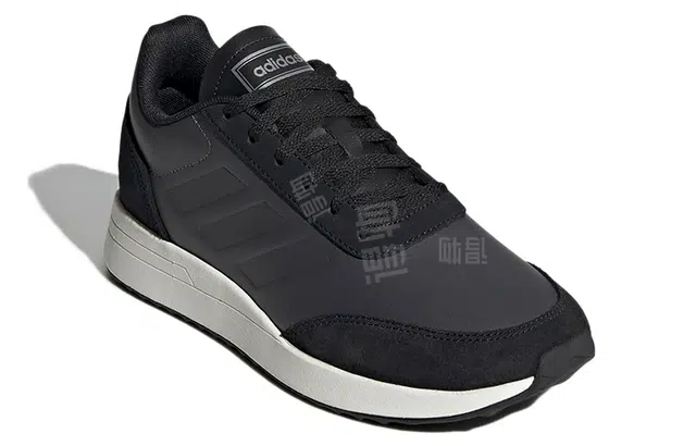 adidas neo Run 70S