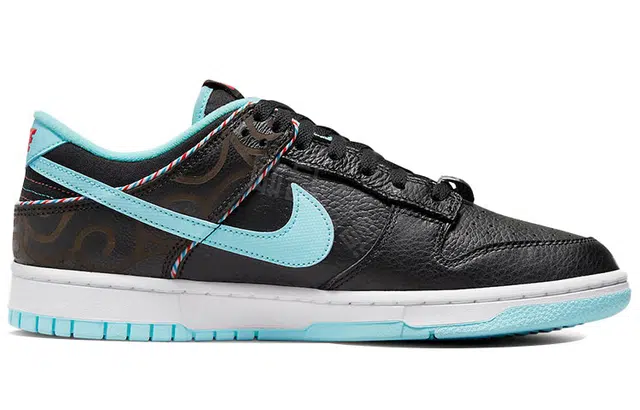 Nike Dunk Low Retro SE "Barber Shop"