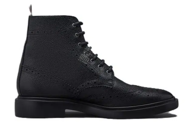 THOM BROWNE