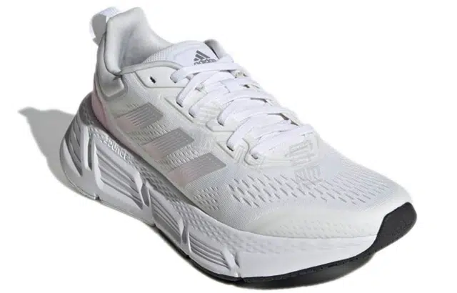 adidas neo Questar
