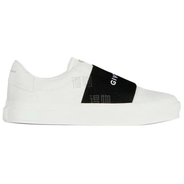 GIVENCHY