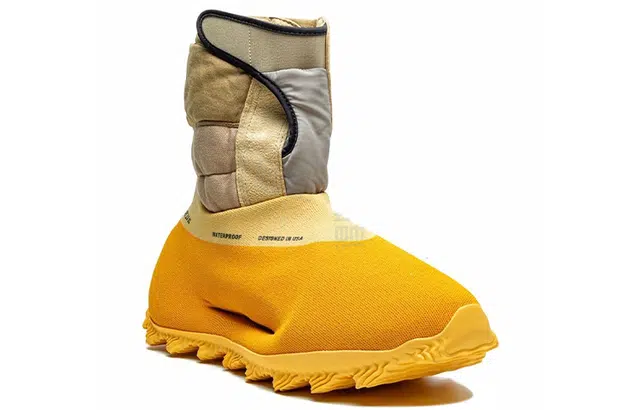 adidas originals Yeezy Knit RNR Sulfur Boots