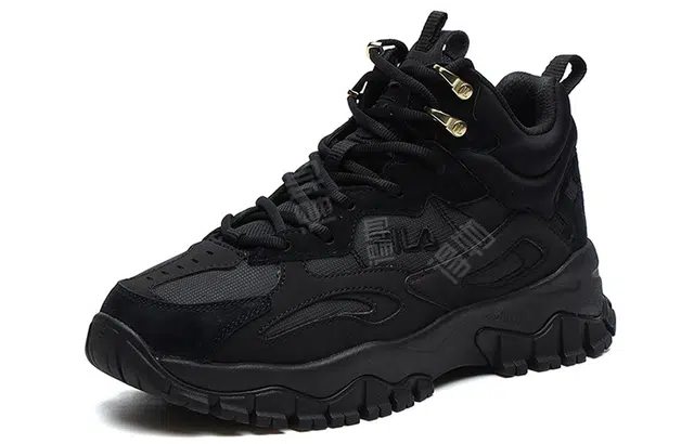 FILA Tracer