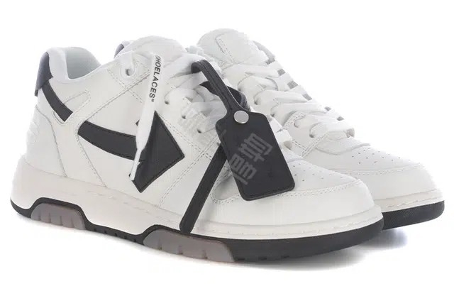 OFF-WHITE