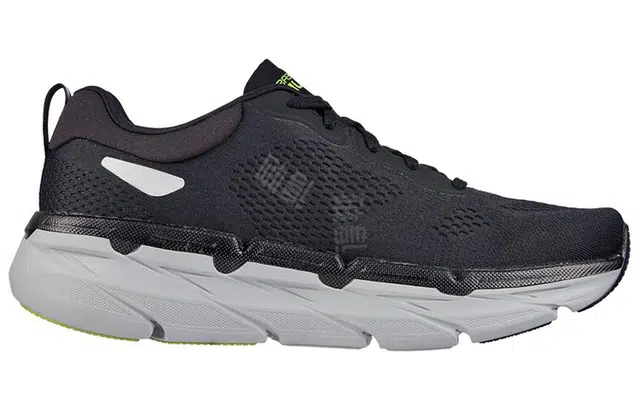 Skechers Max Cushioning Low Black
