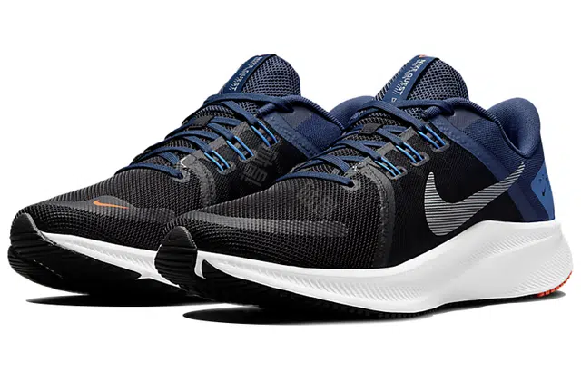 Nike Quest 4