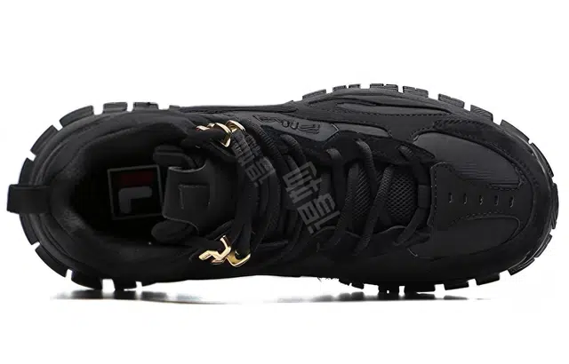FILA Tracer