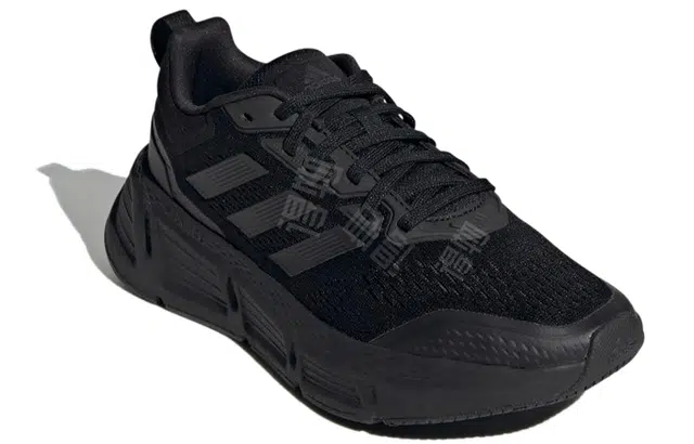 adidas neo Questar