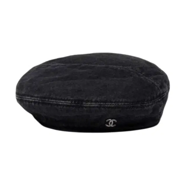 CHANEL CC -