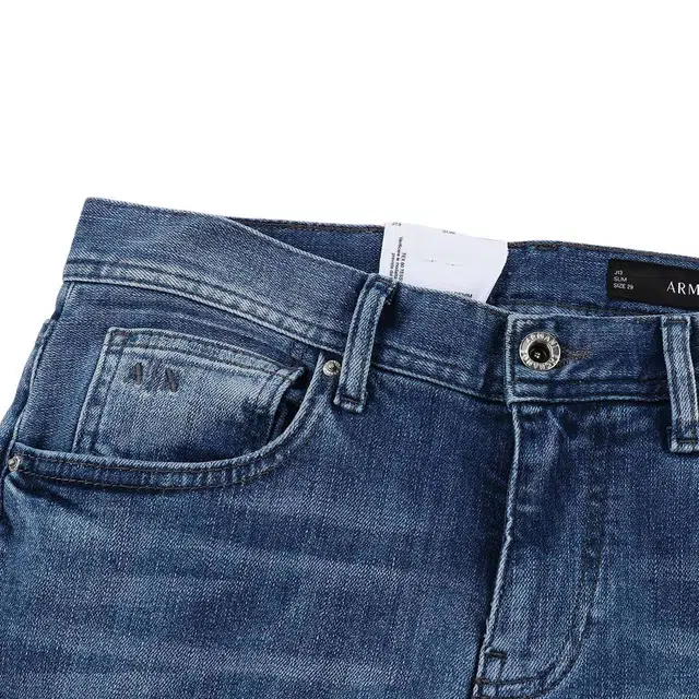 ARMANI EXCHANGEAE