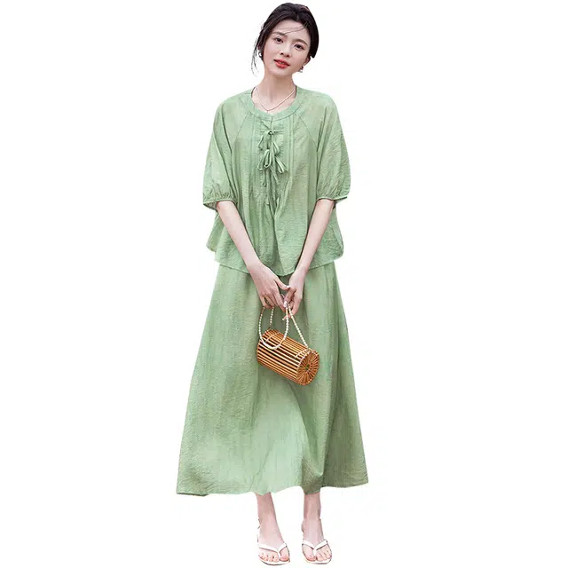 她池 复古清新淑女上衣简约半身裙裙装套装 女款